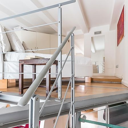 Alessia'S Flat- Porta Romana M3 Милано Екстериор снимка