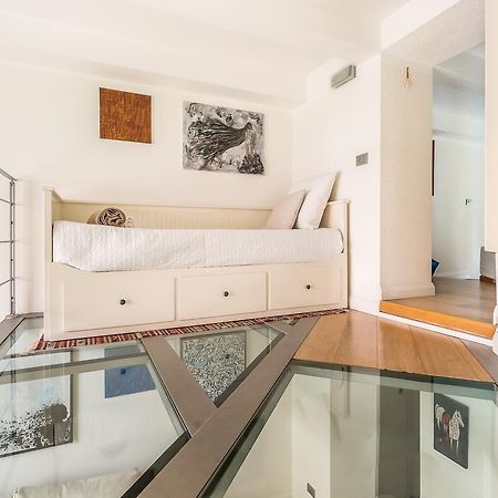 Alessia'S Flat- Porta Romana M3 Милано Екстериор снимка